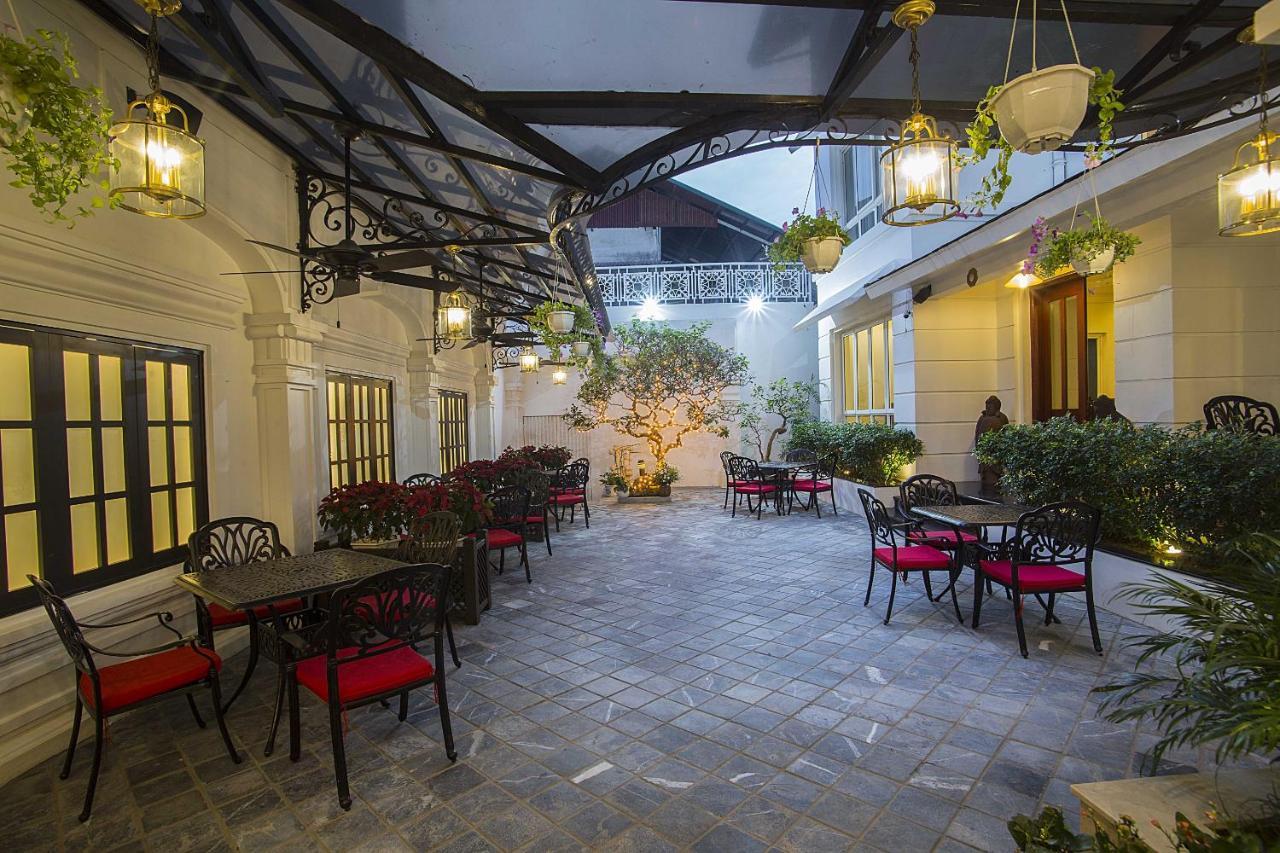 New Era Hotel&Villa Hanoi Exteriör bild